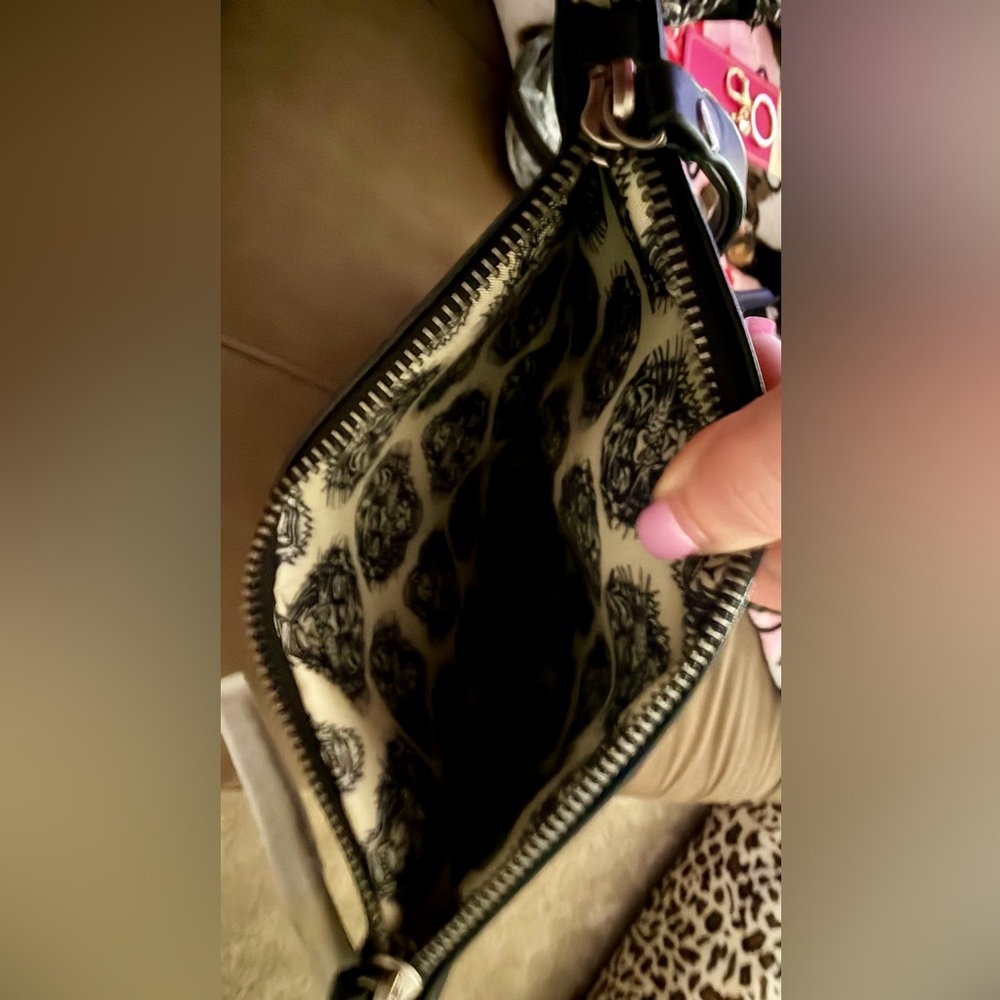 Ed Hardy Black Vegan Leather Crossbody Clutch Shoulder Bag NWT - Picture 8 of 10